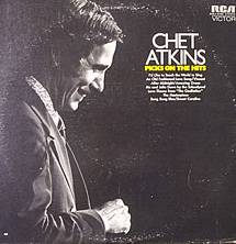 Chet Atkins : Chet Atkins Picks on the Hits
